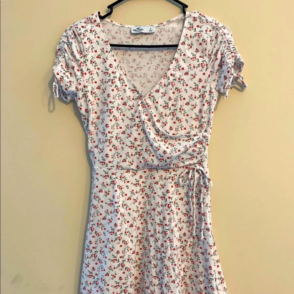 Hollister CINCH-SLEEVE KNIT MINI WRAP